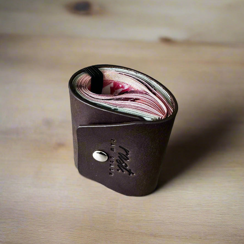 dark brown cash leather wallet